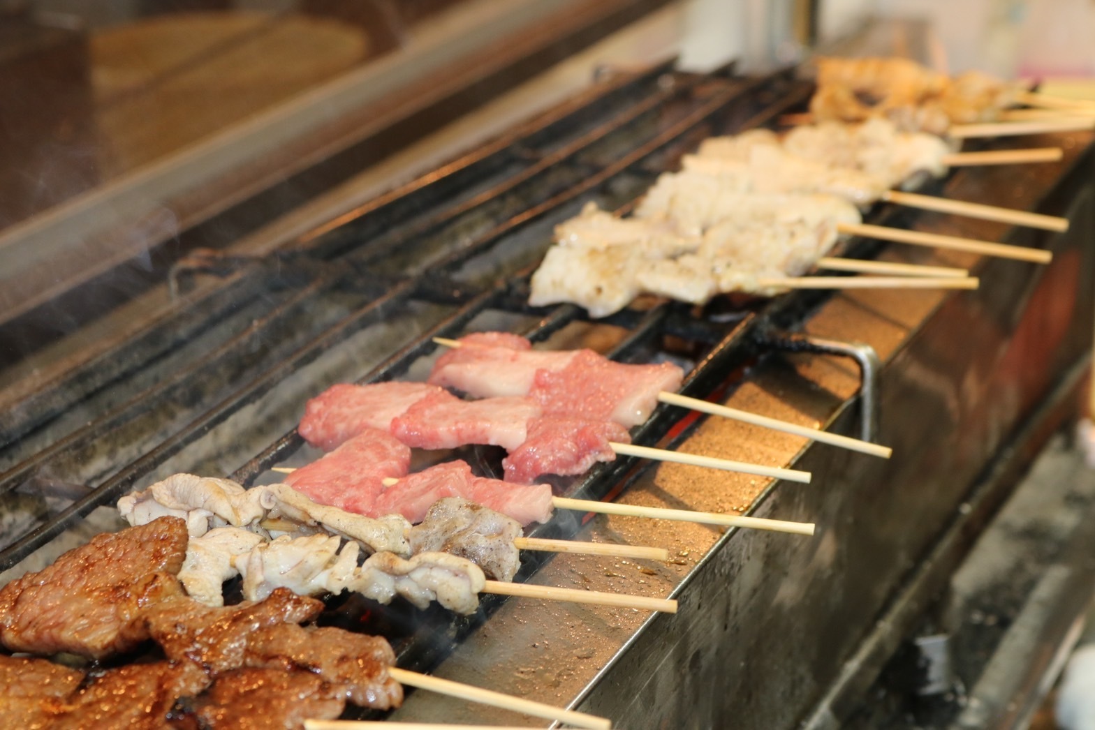 串焼三玄の串焼風景8